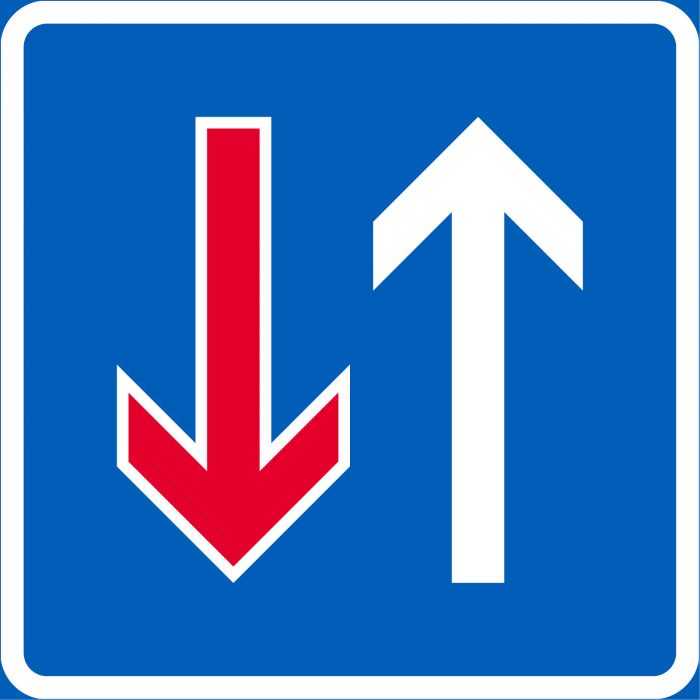 B3 Priority over  oncoming Traffic, 600 x 600mm - Rental